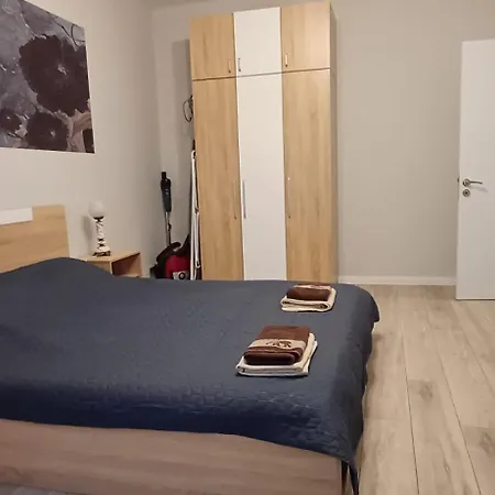 Maya's Airport * Szófia