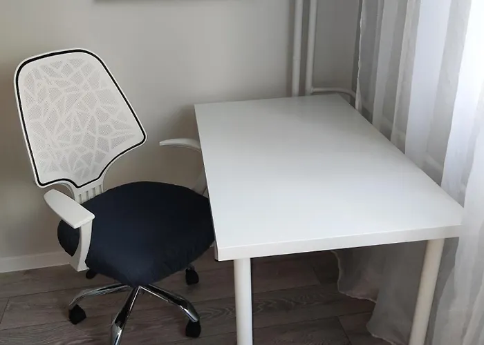 Maya's Airport * Sofie