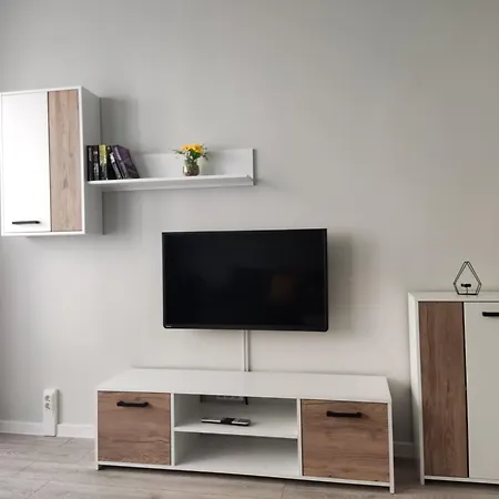 Maya's Airport * Sofya