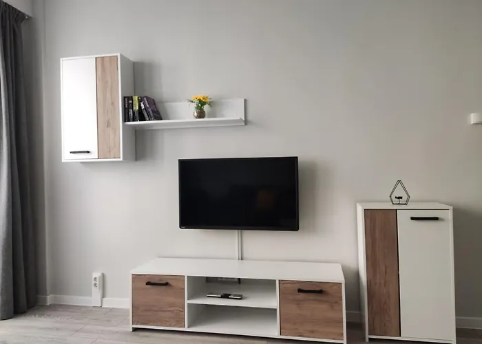 Maya's Airport * Sofya